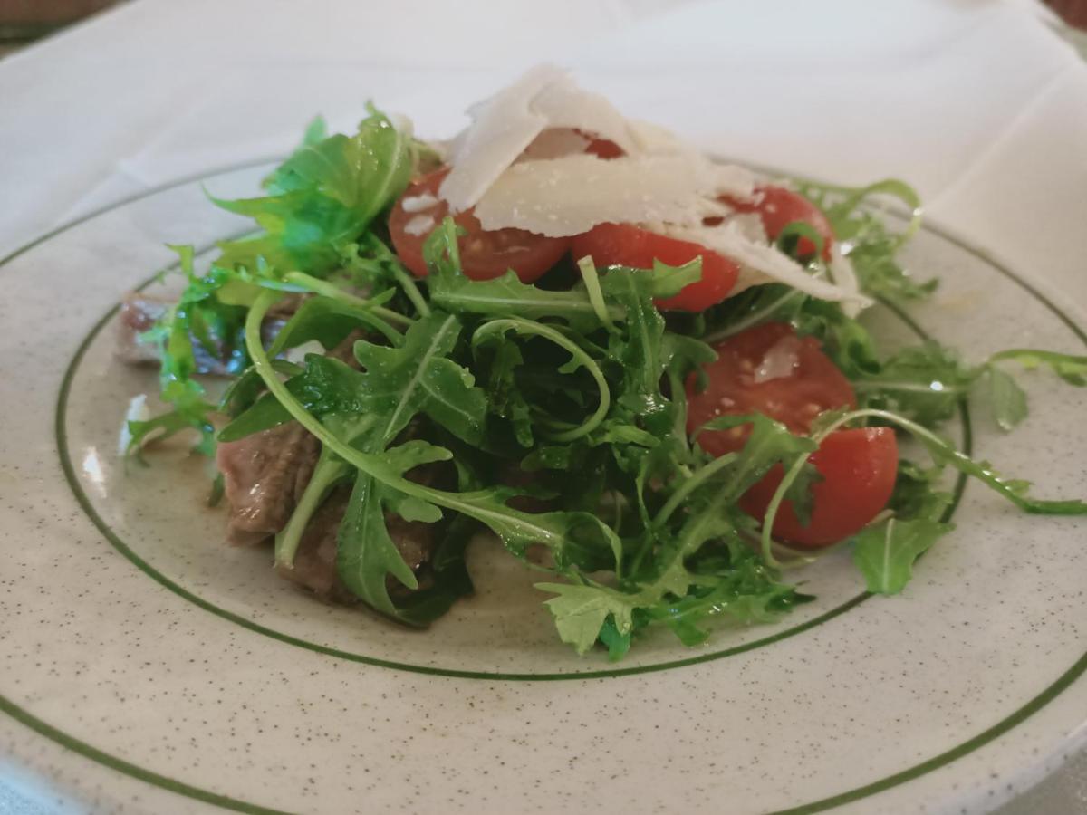 Hotel Ristorante Montenerone Apecchio Eksteriør bilde